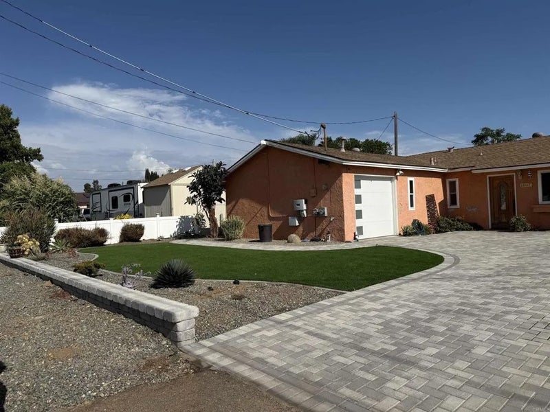 13107 Lindo Lane