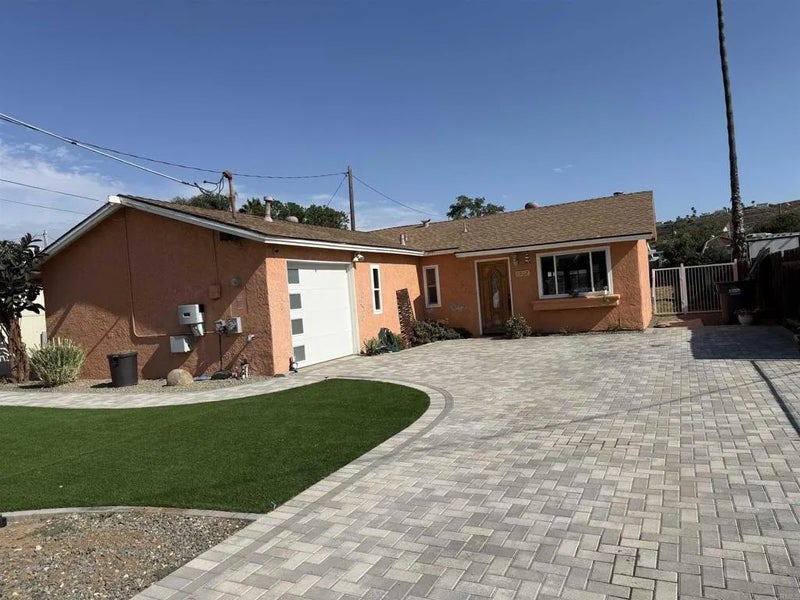 13107 Lindo Lane