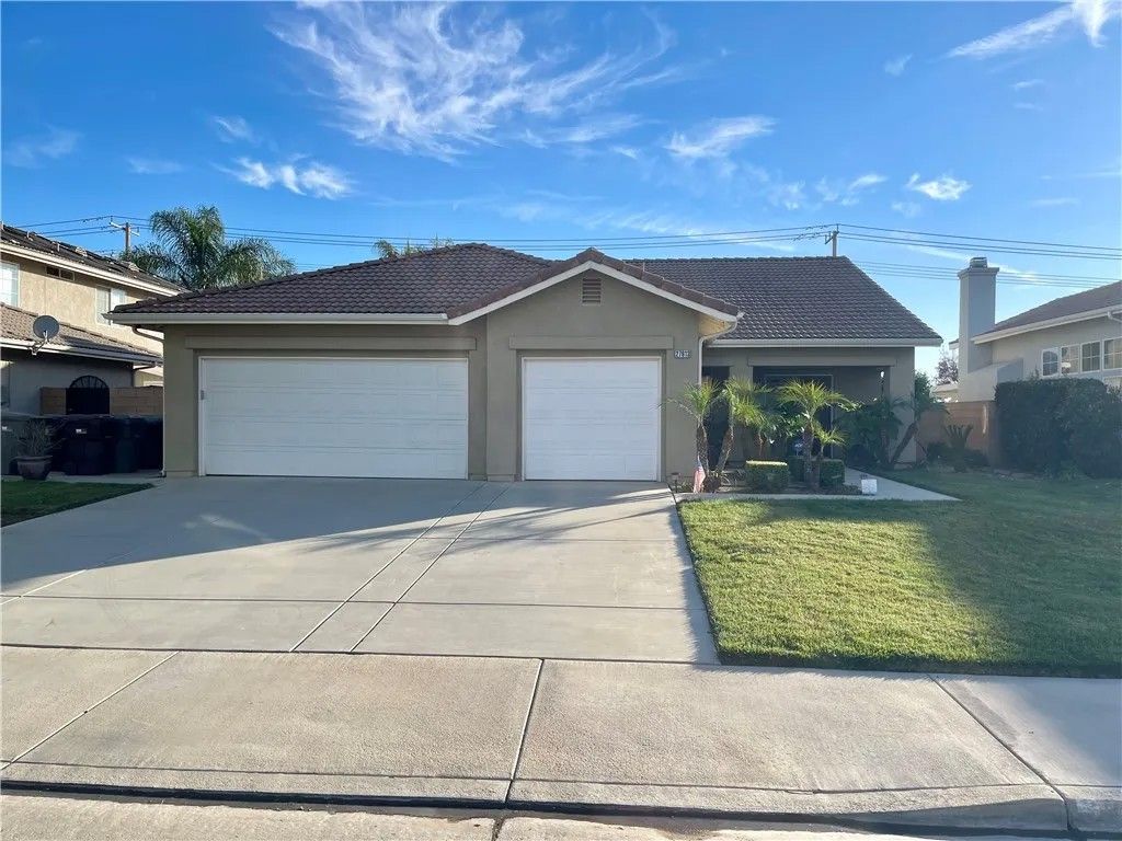 Photo of 27613 Vanilla Court, Menifee, CA 92585 (MLS # SW25281184)