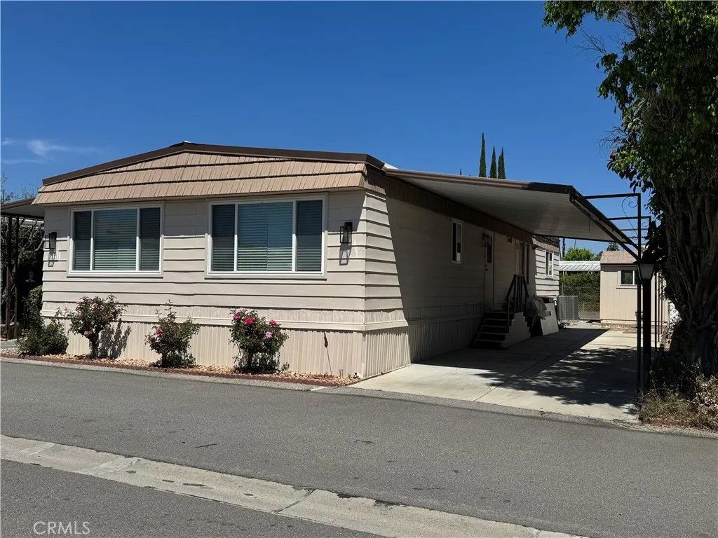 Photo of 8801 Eton #99 Ave, Canoga Park, CA 91304 (MLS # SR26073383)