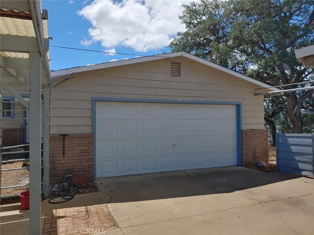 13050 Carter Lane 1