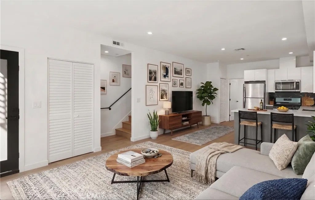 Photo of 1731 S New Hampshire Avenue, Los Angeles, CA 90006 (MLS # BB26206908)