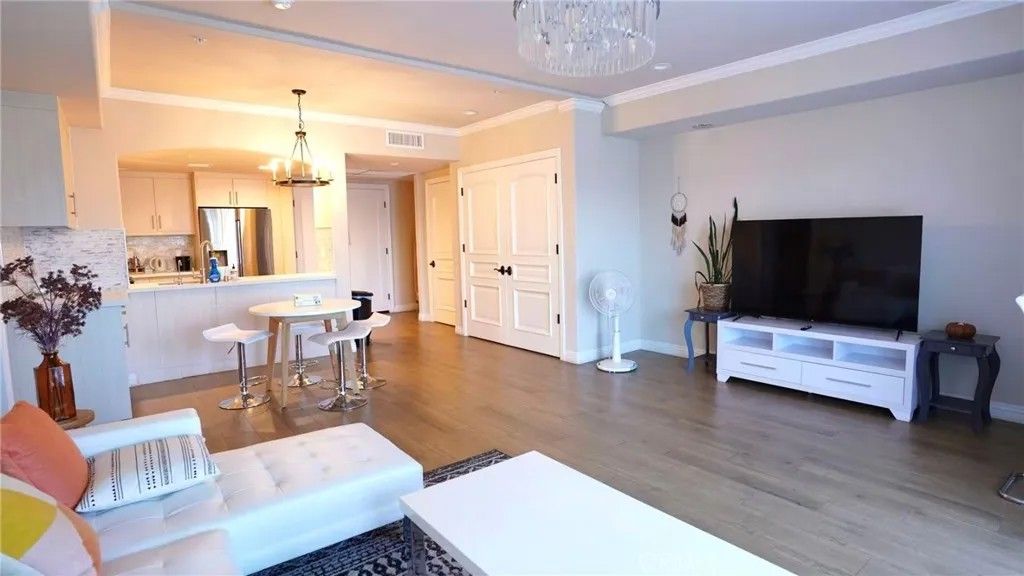Photo of 1598 Long Beach #201, Long Beach, CA 90813 (MLS # TR25246233)