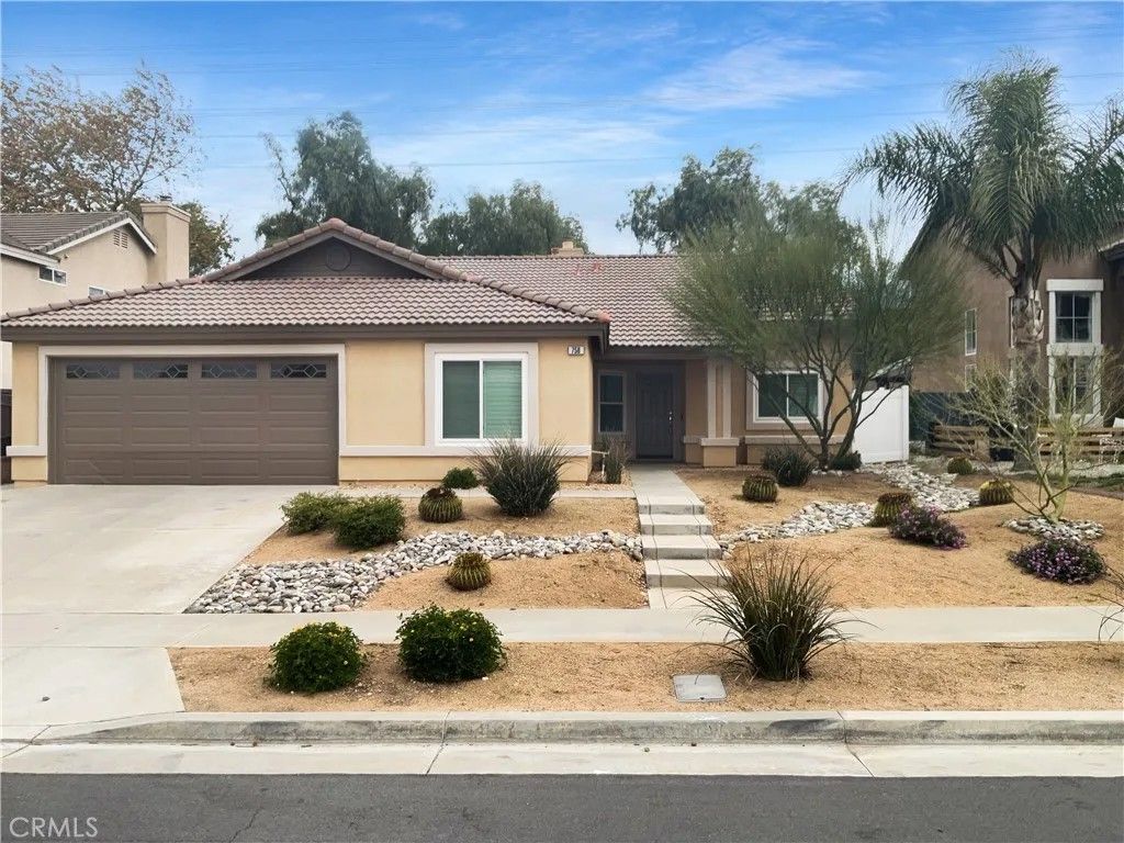 Photo of 758 Hillview Street, Beaumont, CA 92223 (MLS # IV26003127)