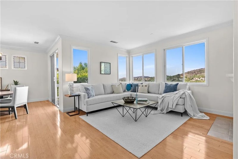 454 Camino Flora Vista