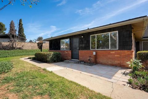 12167 WINTERCREST DR 1 Lakeside CA 92040