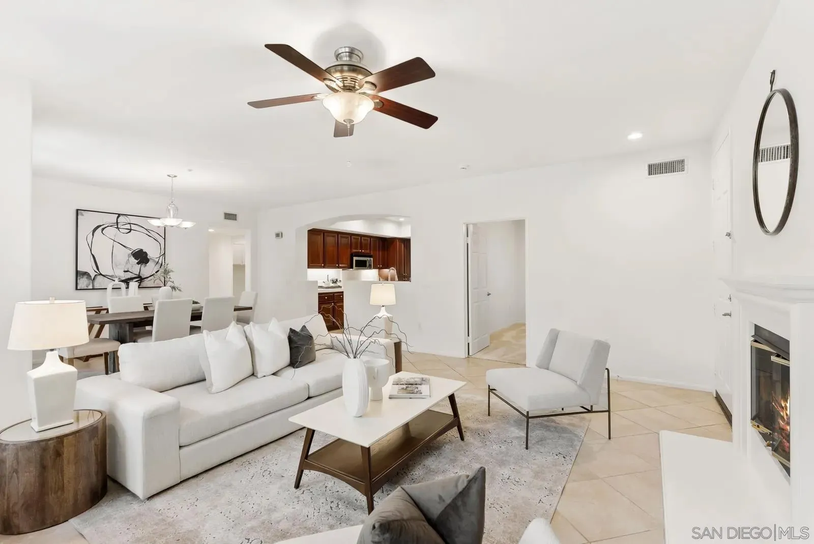 San Diego, California 92108, United States, 3 Bedrooms Bedrooms, ,2 BathroomsBathrooms,Residential,Active,219650