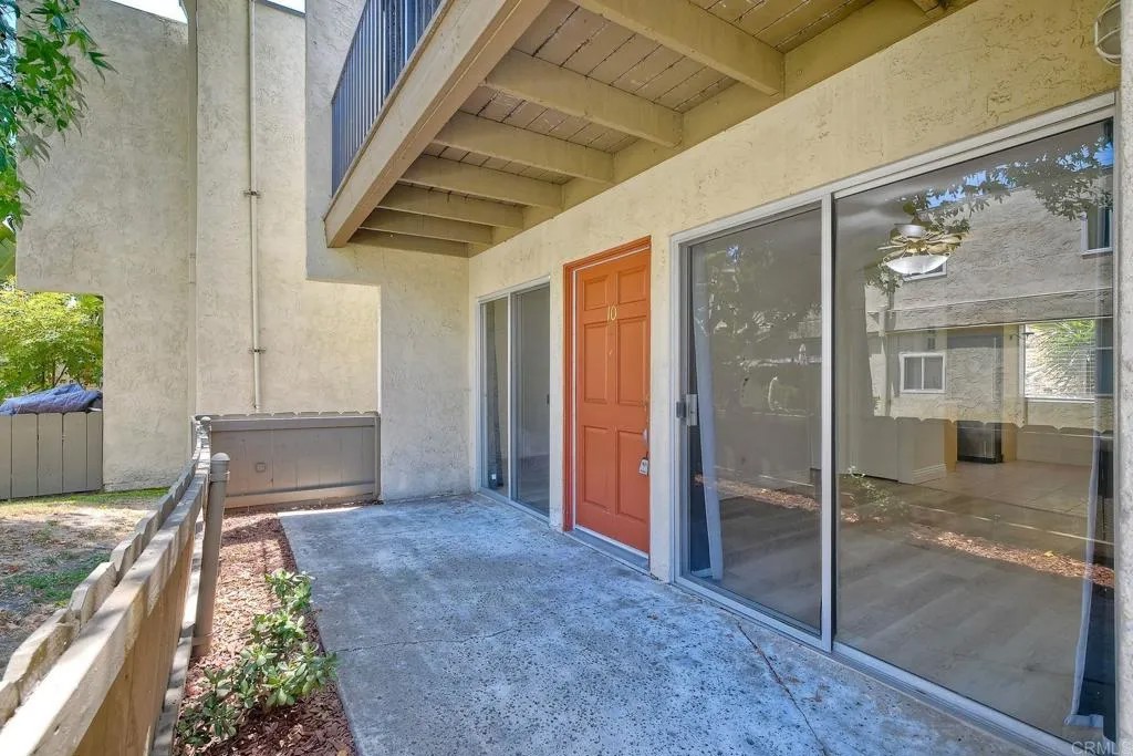 2850 Reynard Way 10