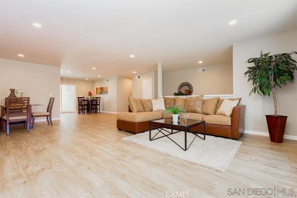 10233 Royal Ann Avenue