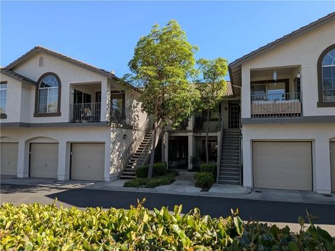 Photo of 151 Chaumont CIR, Lake Forest, CA 92610 (MLS # OC26133992)