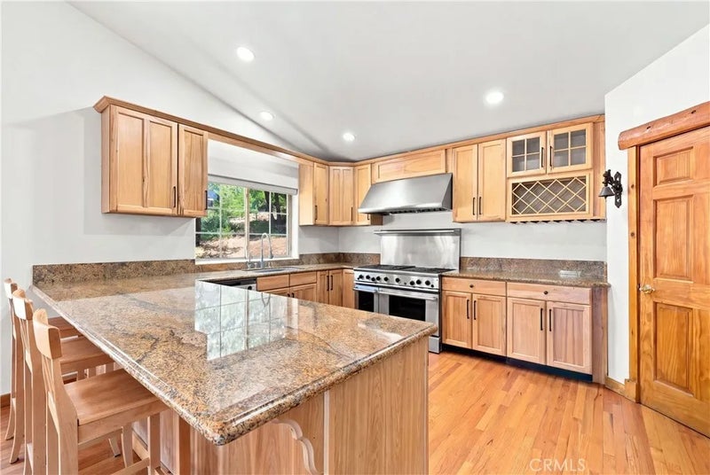 1371 La Crescenta