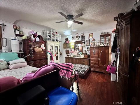 Tiny photo for 2116 S Palm Grove Ave, Los Angeles, CA 90016 (MLS # DW25249257)