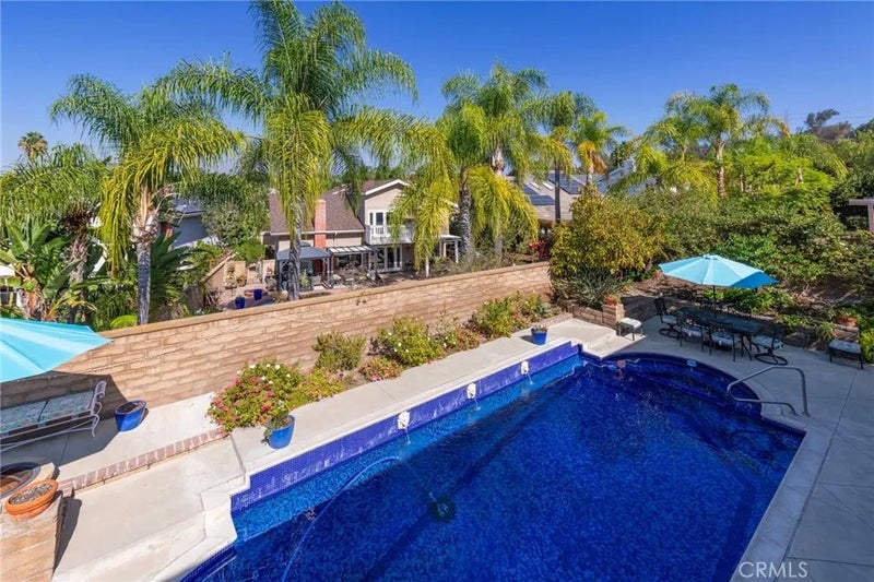 25516 La Mirada Street