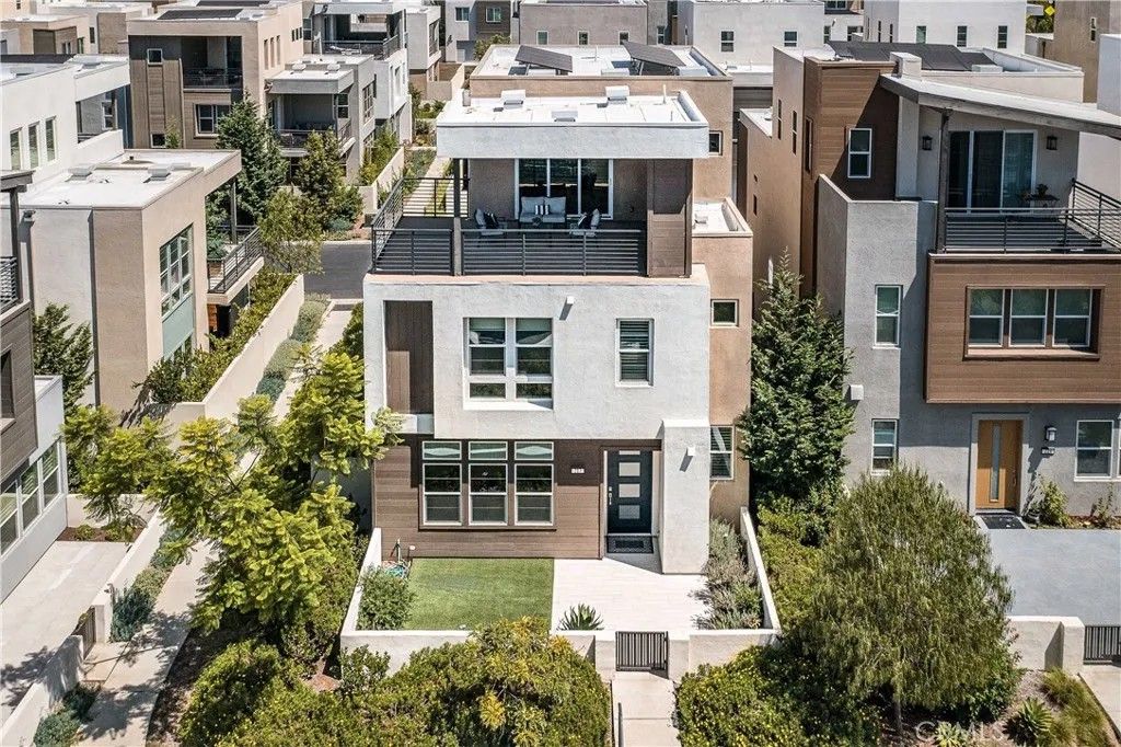 Photo of 217 Chorus, Irvine, CA 92618 (MLS # OC25265297)