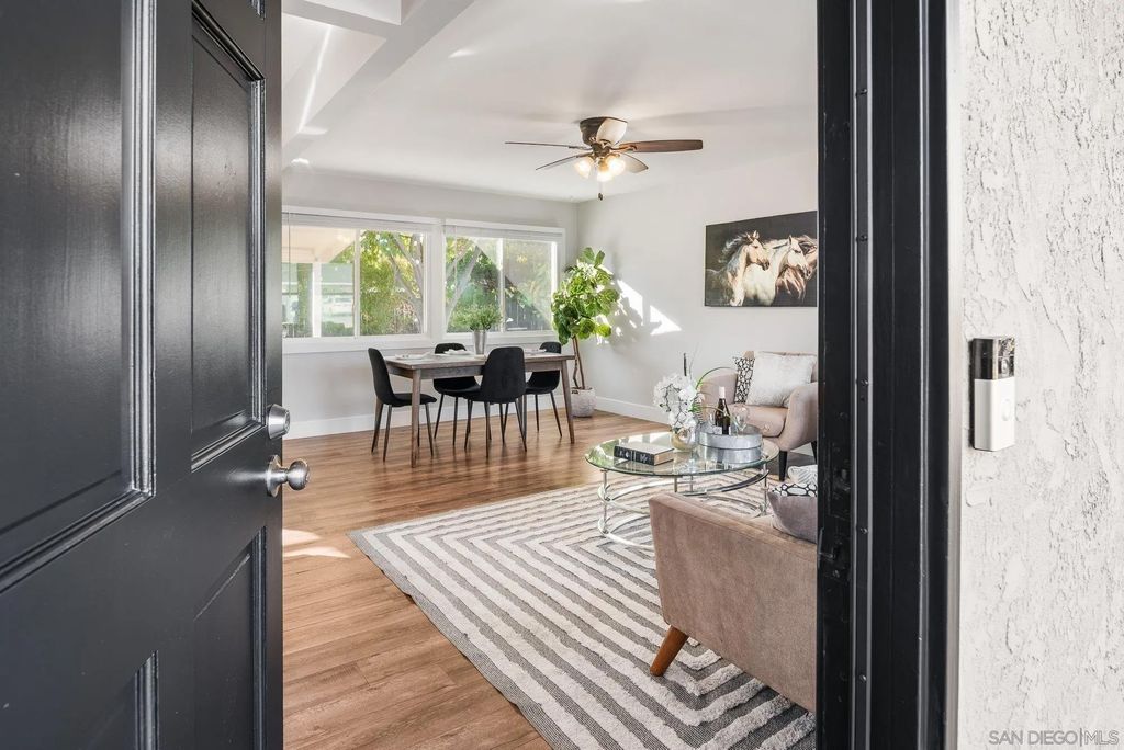 Photo of 222 Gull Pl, El Cajon, CA 92019 (MLS # 250043373)