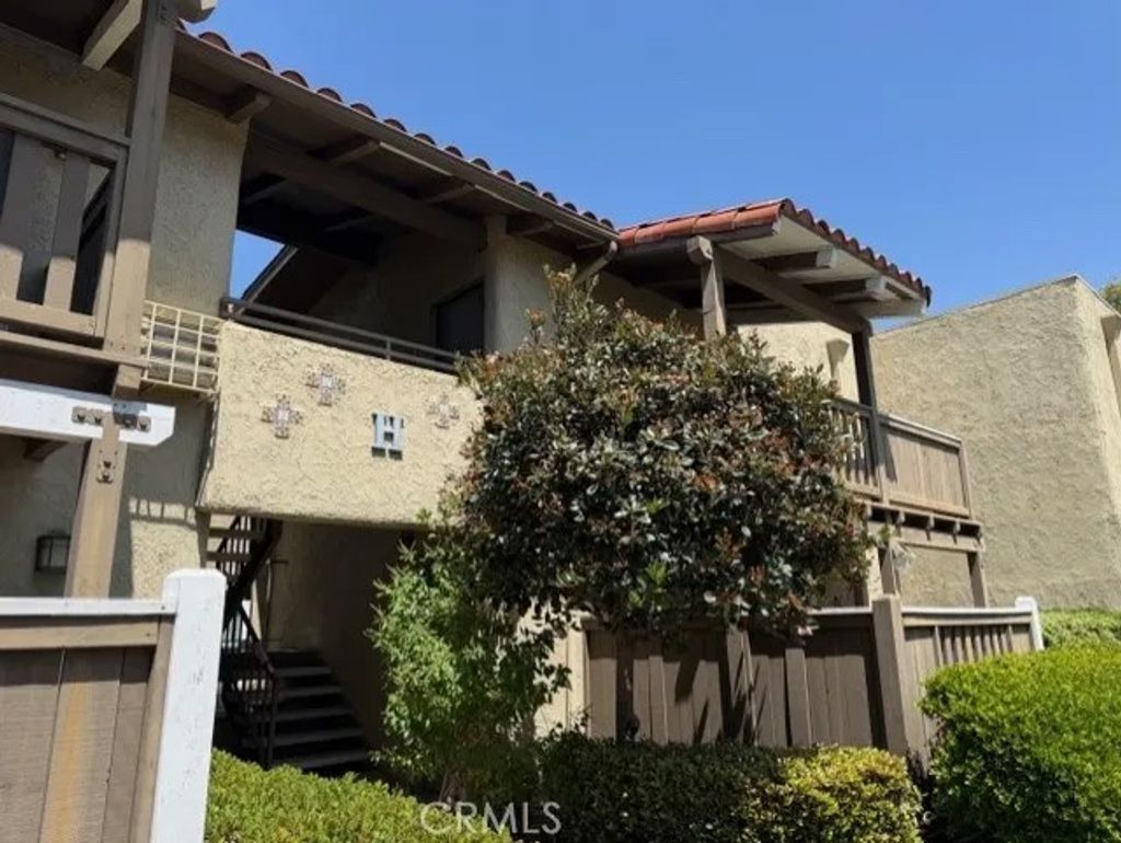 Photo of 1345 Cabrillo Park, Santa Ana, CA 92701 (MLS # OC26088264)