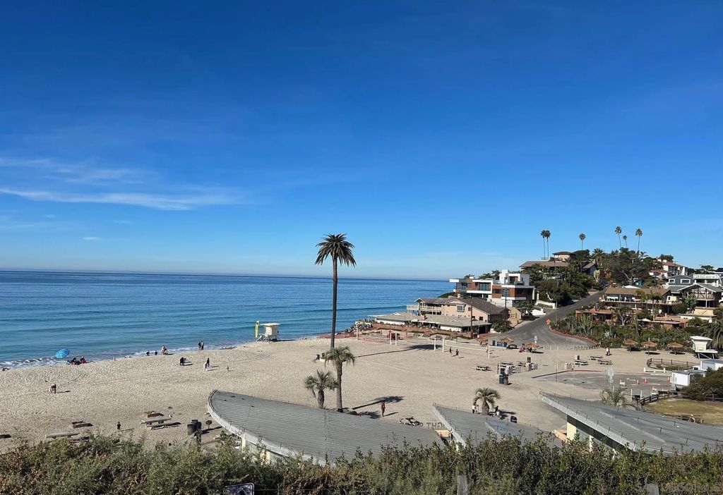 Photo of 225 Melrose Ave #1, Encinitas, CA 92024 (MLS # 260010719)
