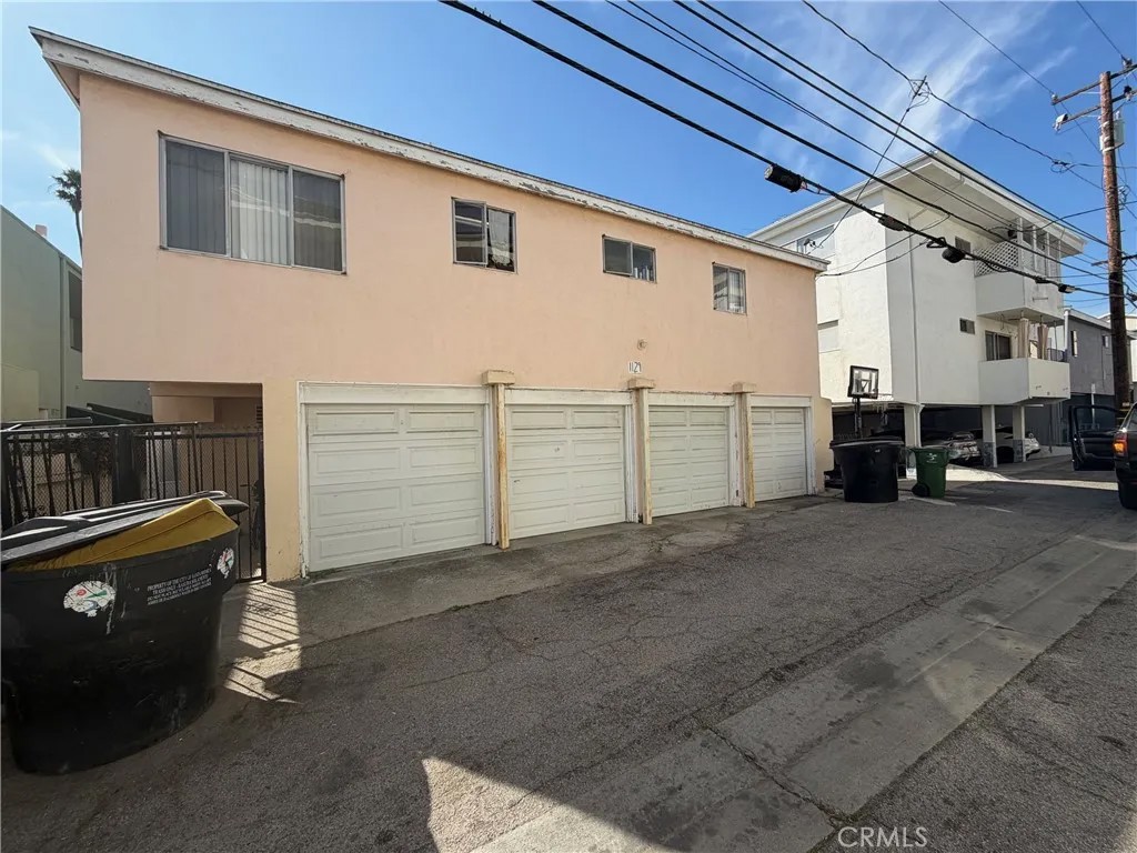 1129 Lincoln Boulevard
