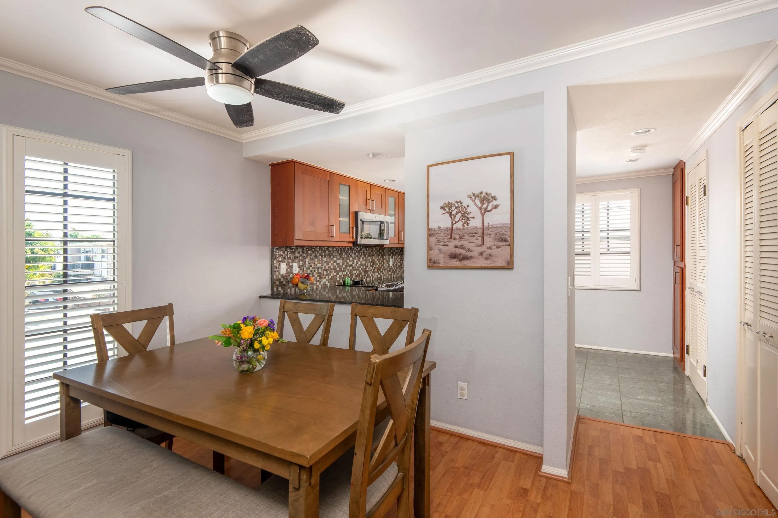 1411 Robinson Ave 14