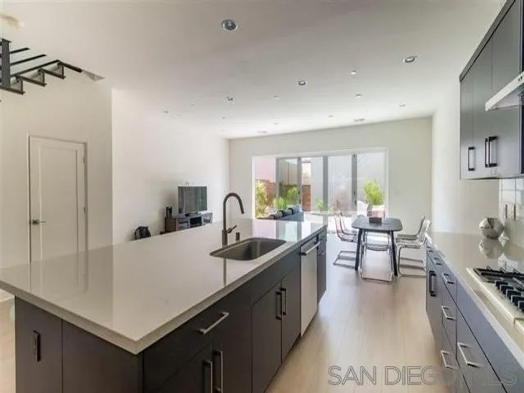 Photo of 5559 Corum Court, San Diego, CA 92130 (MLS # 260010145)