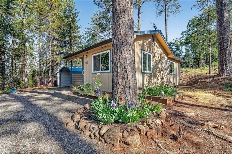 16 Mendocino