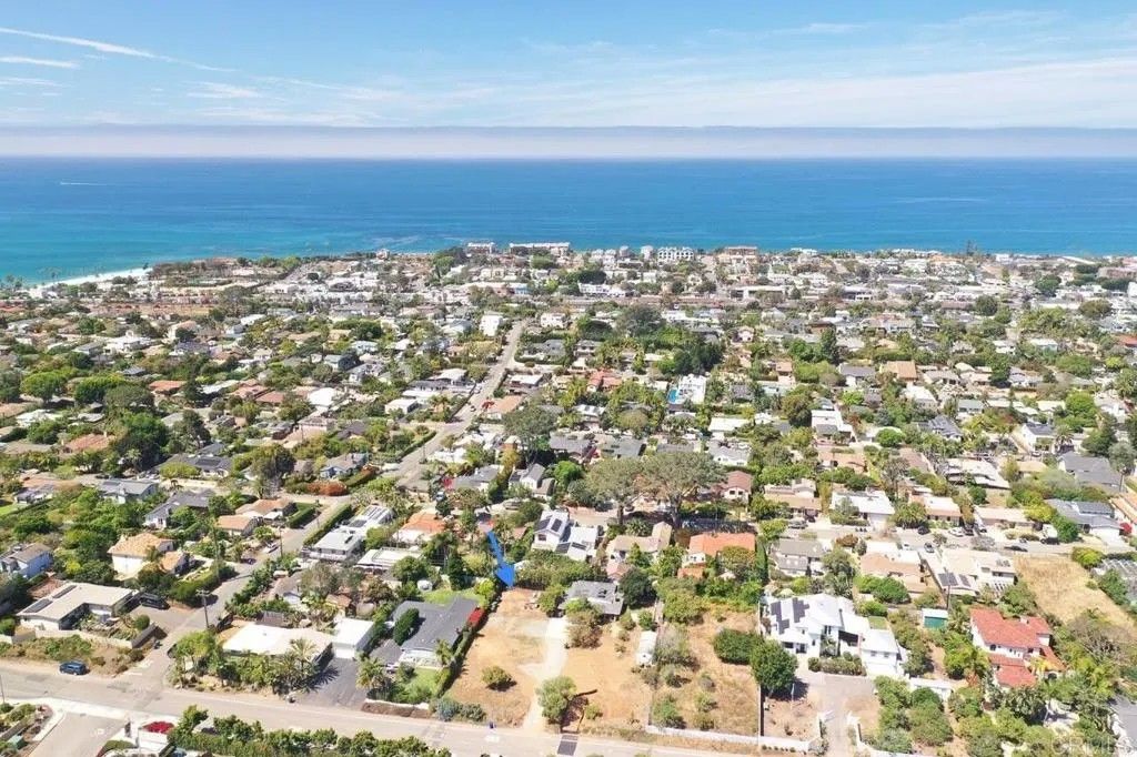 Photo of 936 Devonshire Dr, Encinitas, CA 92024 (MLS # NDP2603596)