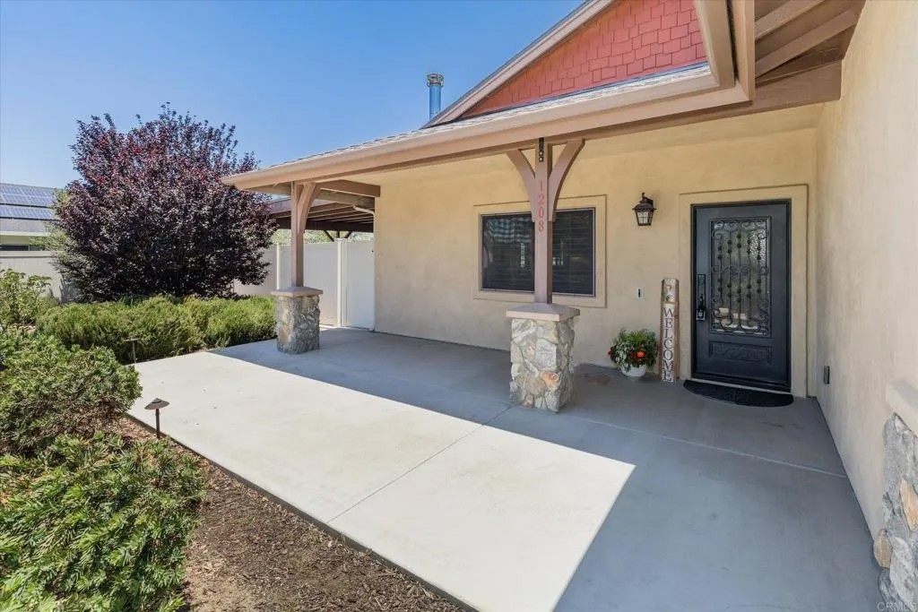 1208 Ledesma Ln