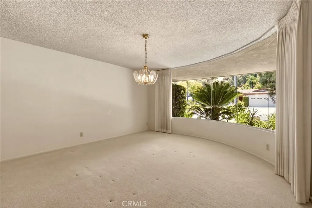 1716 Greenbriar Road
