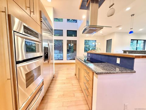 Tiny photo for 3566 Albatross St, San Diego, CA 92103 (MLS # 250045562)