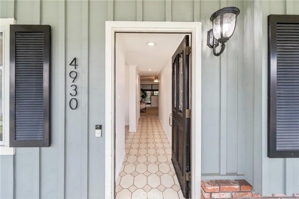 Photo of 4930 Mamie Ave, Lakewood, CA 90713 (MLS # PW26034936)