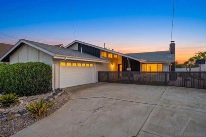 6248 Spruce Lake Ave San Diego CA 92119