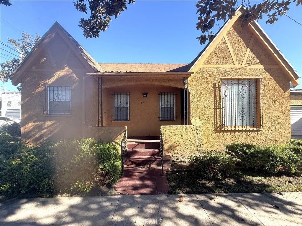 Photo of 6414 Kansas Avenue, Los Angeles, CA 90044 (MLS # SB26003735)