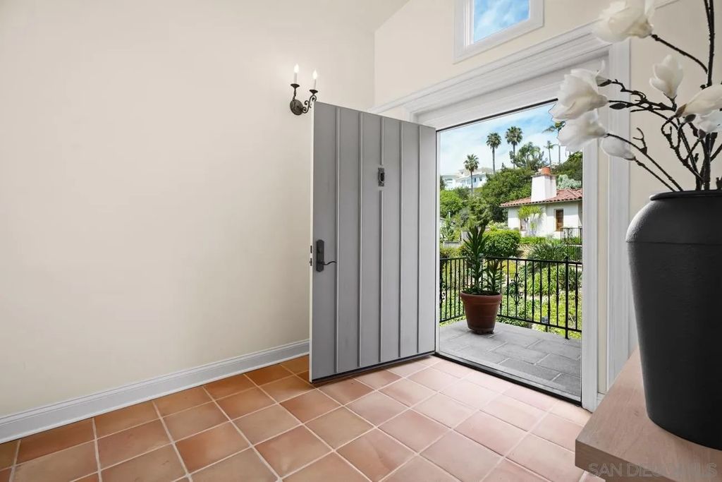 Photo of 1631 Mimulus Way, La Jolla, CA 92037 (MLS # 260008245)