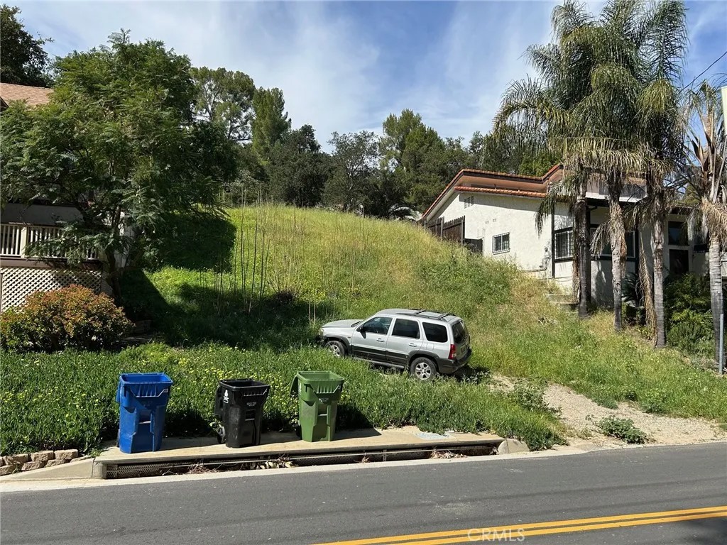 4339 Canoga