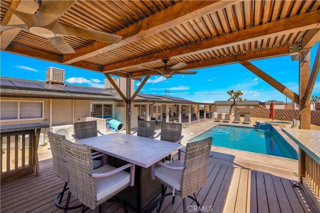 60171 Pueblo Trail