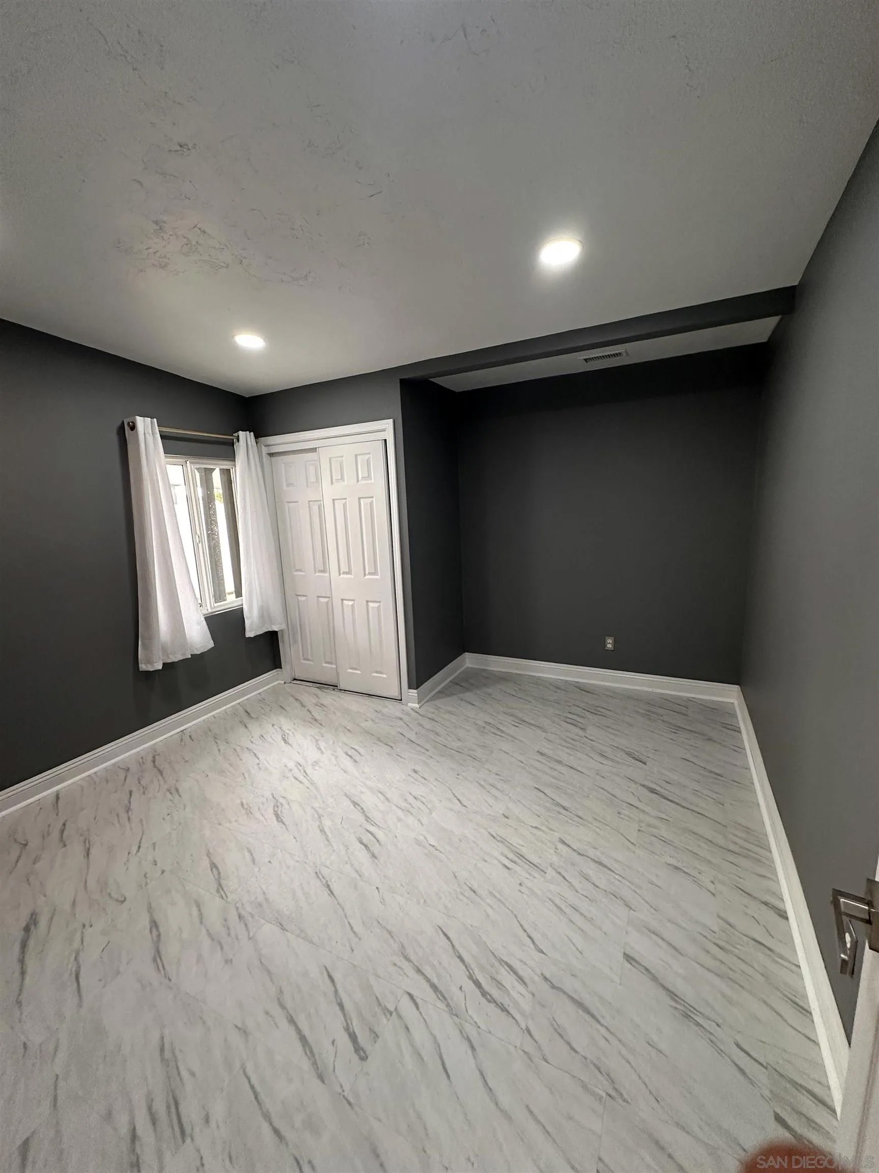 736 Jewell Drive