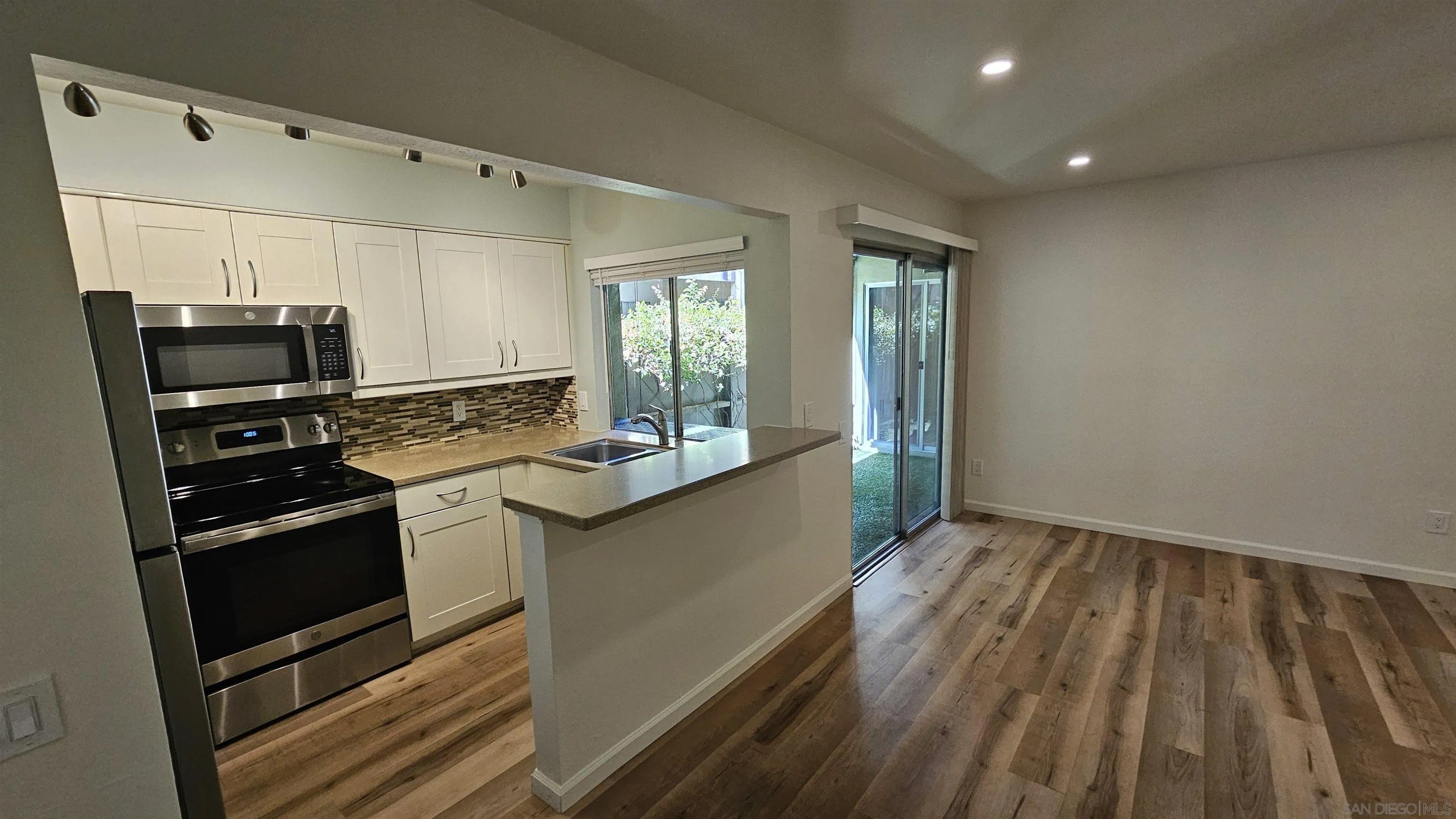 7936 Mission Center Ct E