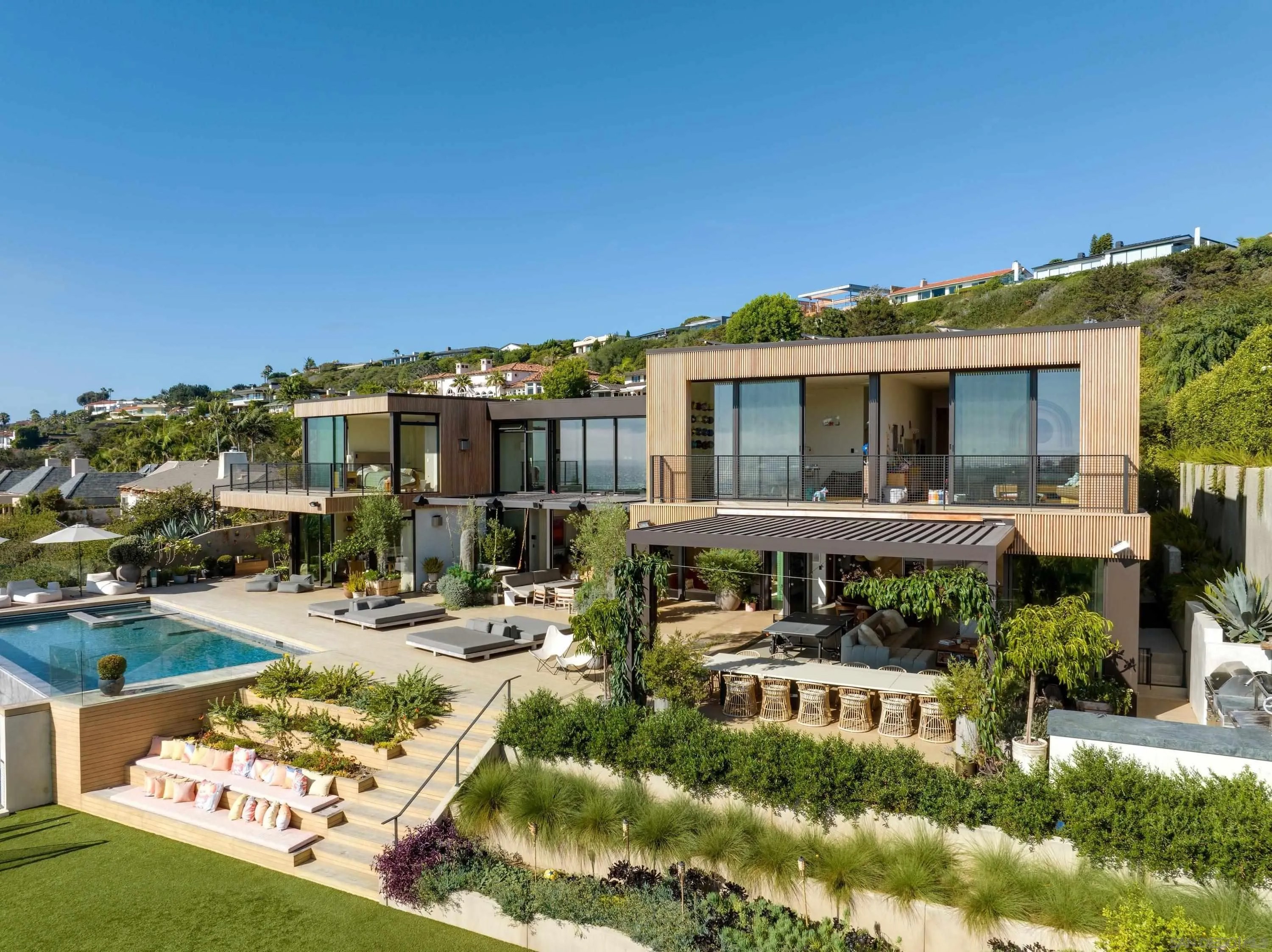 2585 Calle Del Oro