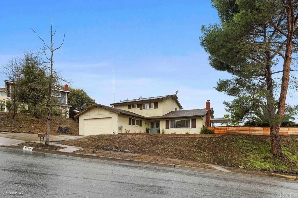 Photo of 1870 Jeffrey Avenue, Escondido, CA 92027 (MLS # NDP2605044)