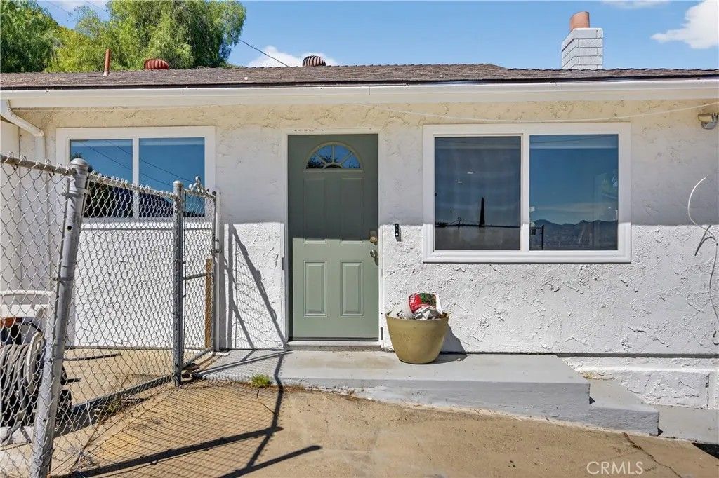 Photo of 33330 Zellar Street, Lake Elsinore, CA 92530 (MLS # DW26068294)