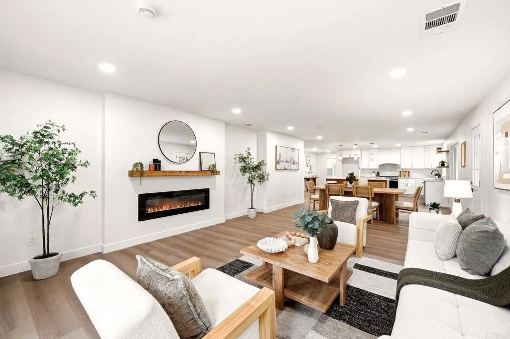 639 Starstone Drive