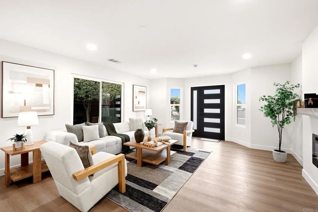 639 Starstone Drive