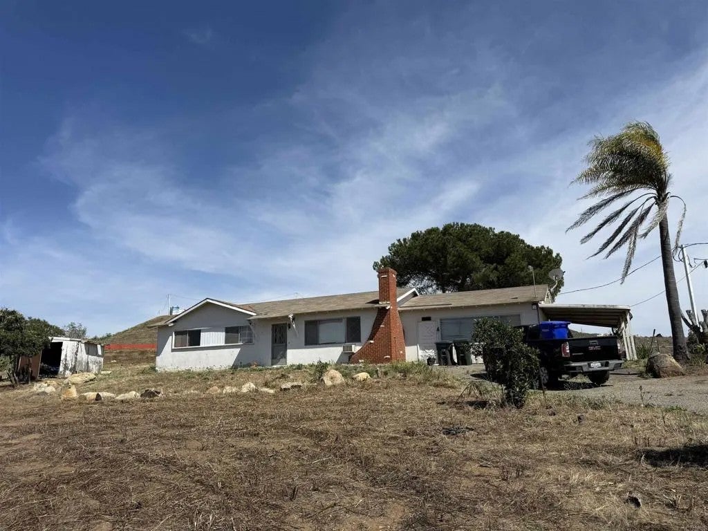 2279 Vista Grande