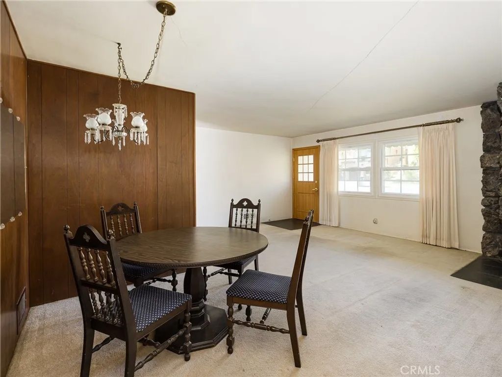 Photo of 860 Bungalow Drive, El Segundo, CA 90245 (MLS # SB26027440)