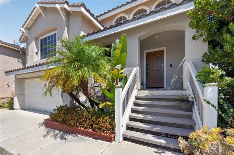3 Laurelwood