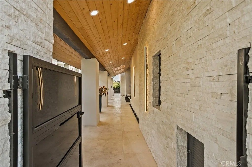 Photo of 10 White Water Drive, Corona Del Mar, CA 92625 (MLS # OC26073834)