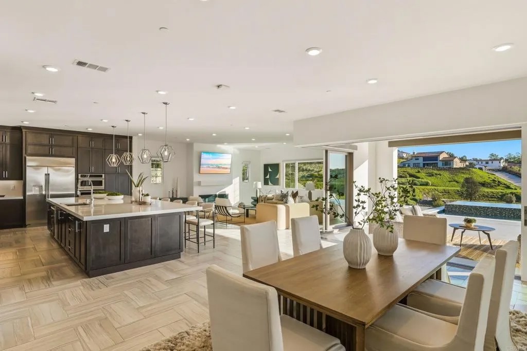 8451 Hidden Cove Way