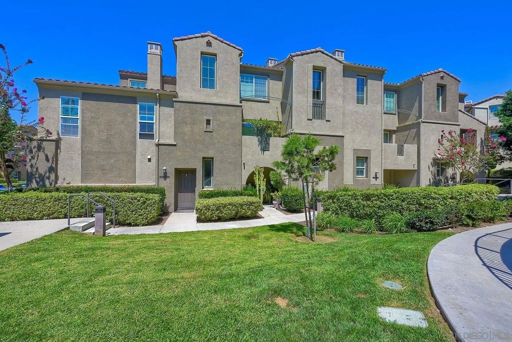 Photo of 701 Hatfield Dr, San Marcos, CA 92078 (MLS # 250021127)