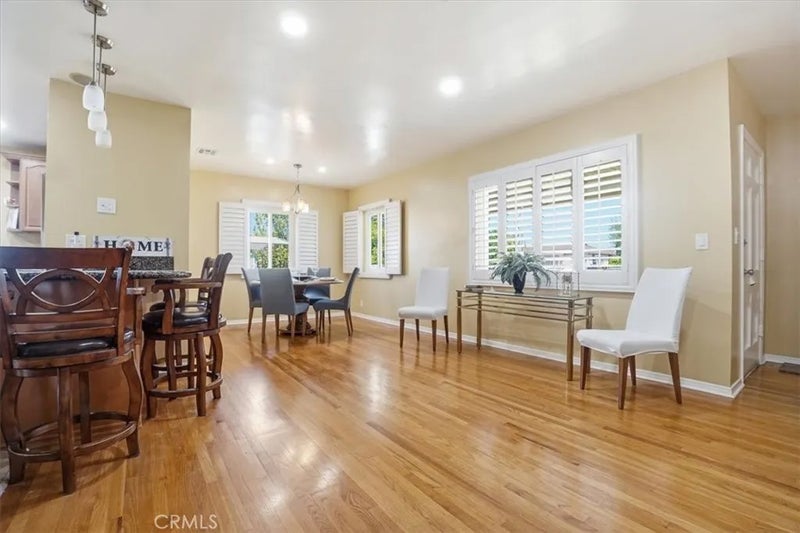 117 N Hartley