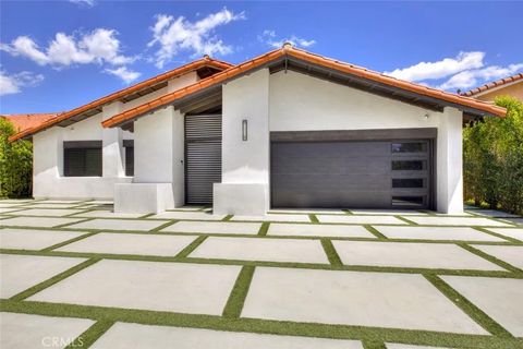 Photo of 9450 Tampa Ave, Northridge, CA 91324 (MLS # GD26080280)